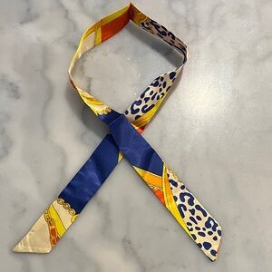 🎈Reversible Scarf Animal Print Gold Chains🎁Fill a Box for $20 up to 5lbs Sale 📦